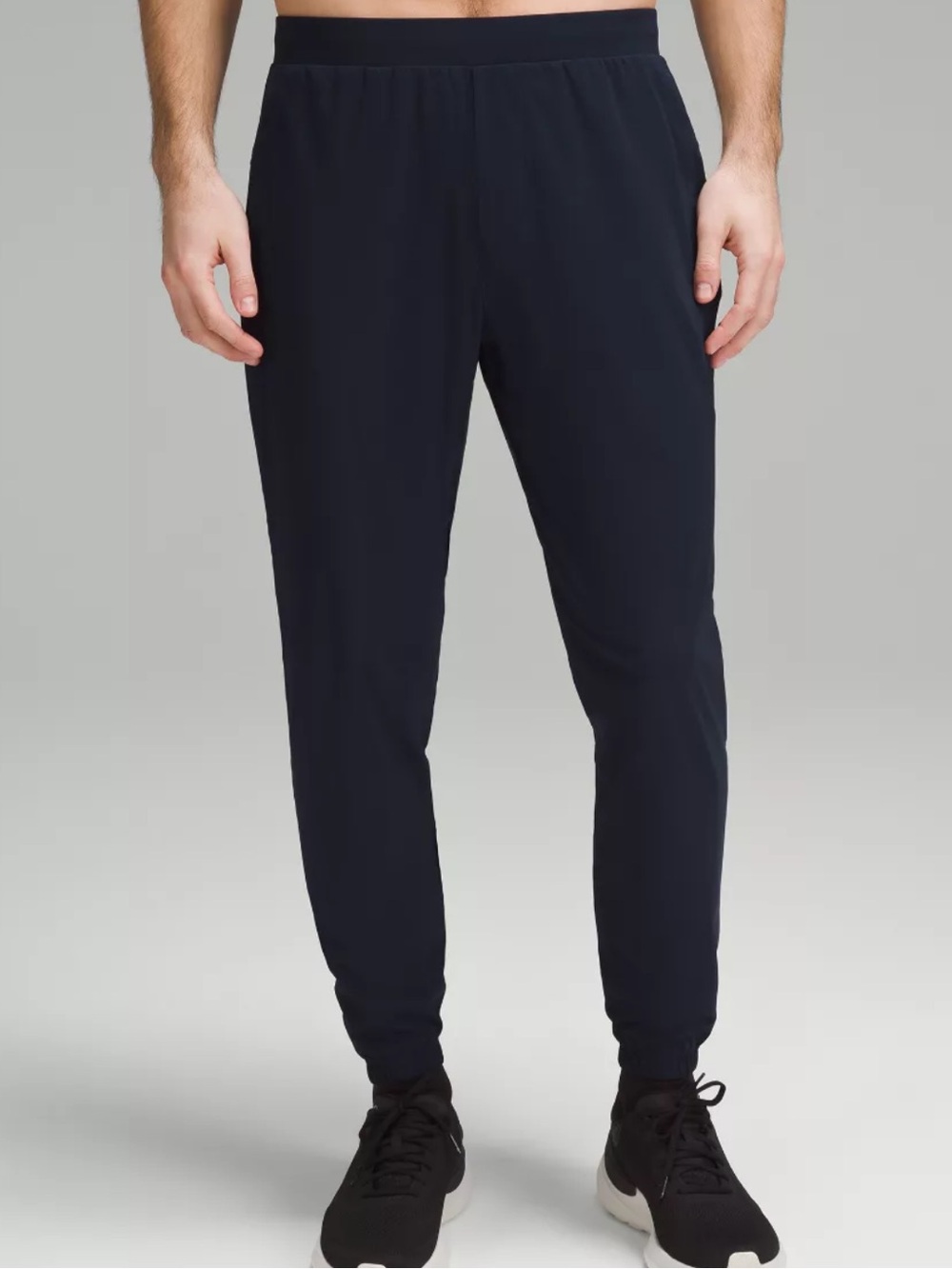 Lululemon men’s surge jogger size large black